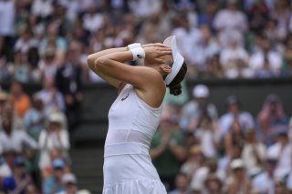 Belinda Bencic n'arrive pas à y croire: elle est en demi-finale à Wimbledon ! KEYSTONE/AP/Kin Cheung